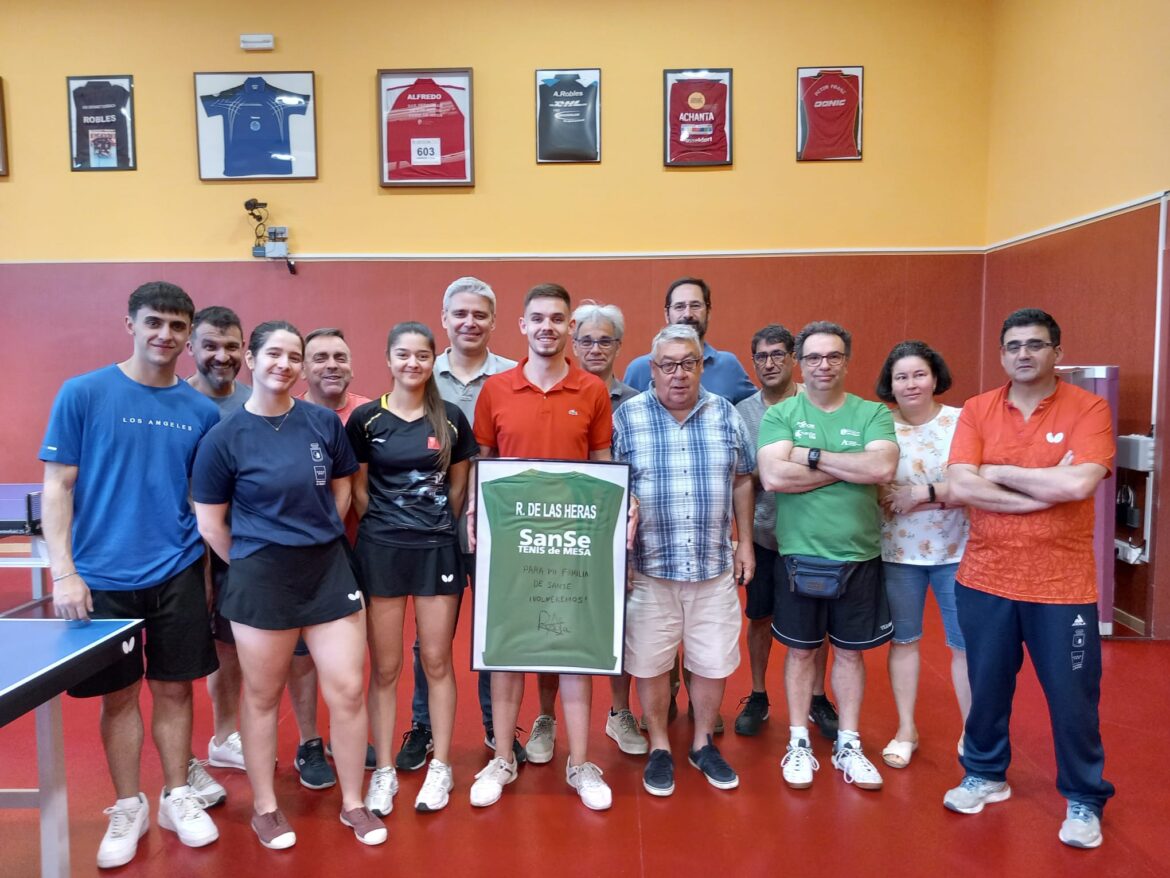 SanSe homenajea a Rafael de las Heras